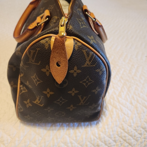 Louis Vuitton Monogram Speedy 30 - Picture 5 of 15